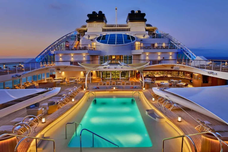 Best Luxury Cruises in the US 2026: The Definitive Editorial Guide